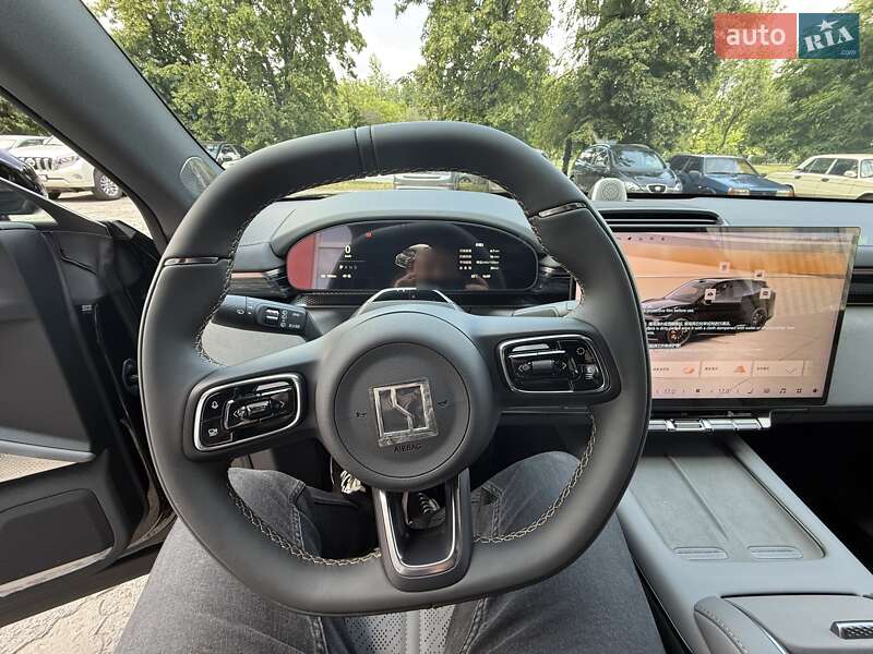 Внедорожник / Кроссовер Zeekr 7X 2025 в Харькове