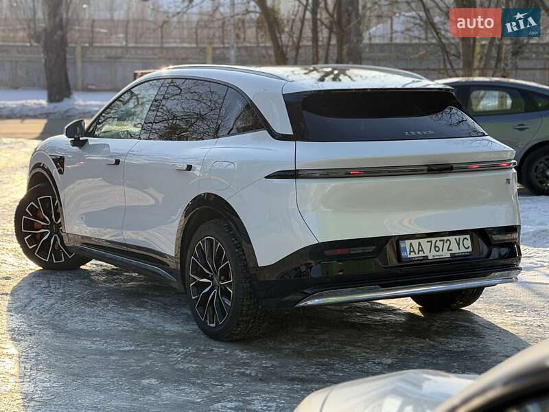 Внедорожник / Кроссовер Zeekr 7X 2024 в Киеве