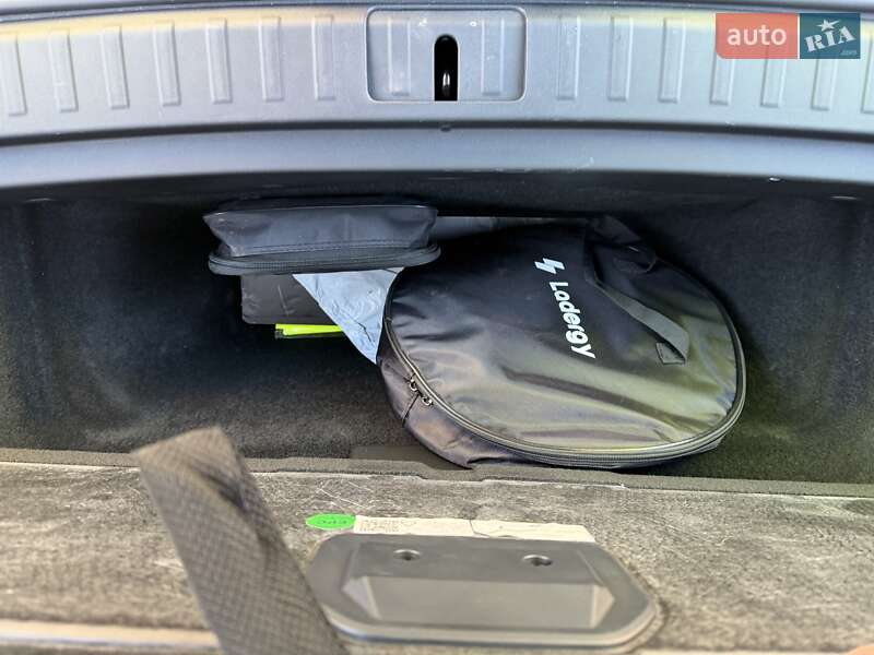 Внедорожник / Кроссовер Zeekr 7X 2024 в Киеве