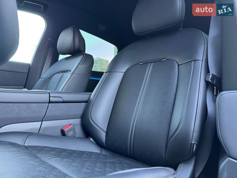 Внедорожник / Кроссовер Zeekr 7X 2025 в Киеве