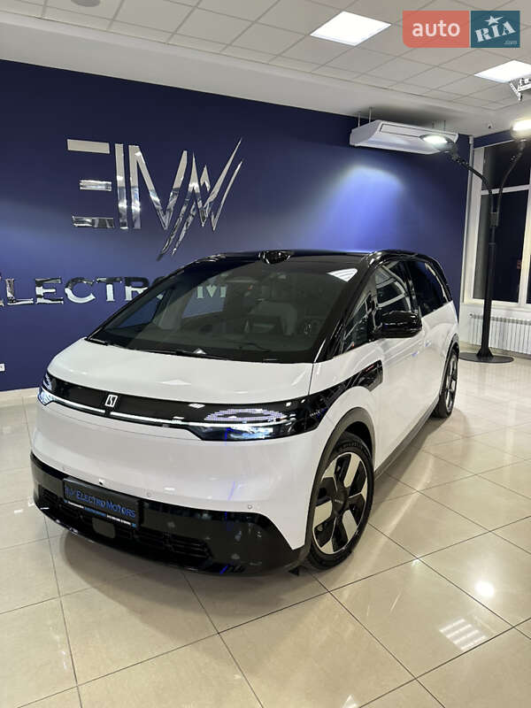 Минивэн Zeekr Mix 2024 в Кропивницком