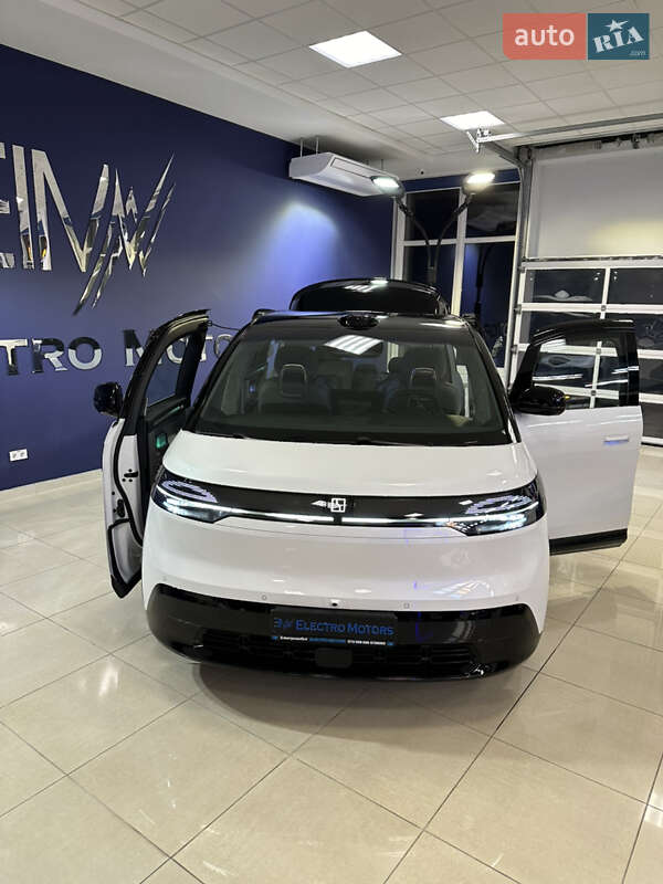 Минивэн Zeekr Mix 2024 в Кропивницком