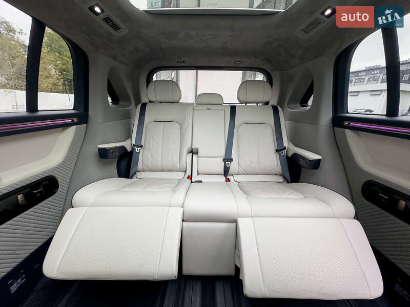 Мінівен Zeekr Mix 2025 в Києві