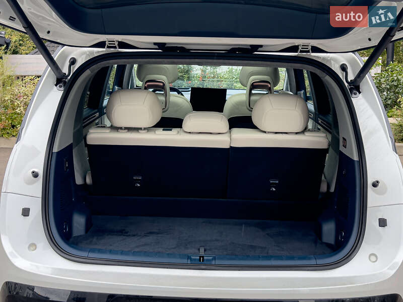 Мінівен Zeekr Mix 2025 в Києві