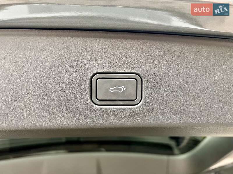 Мінівен Zeekr Mix 2024 в Києві