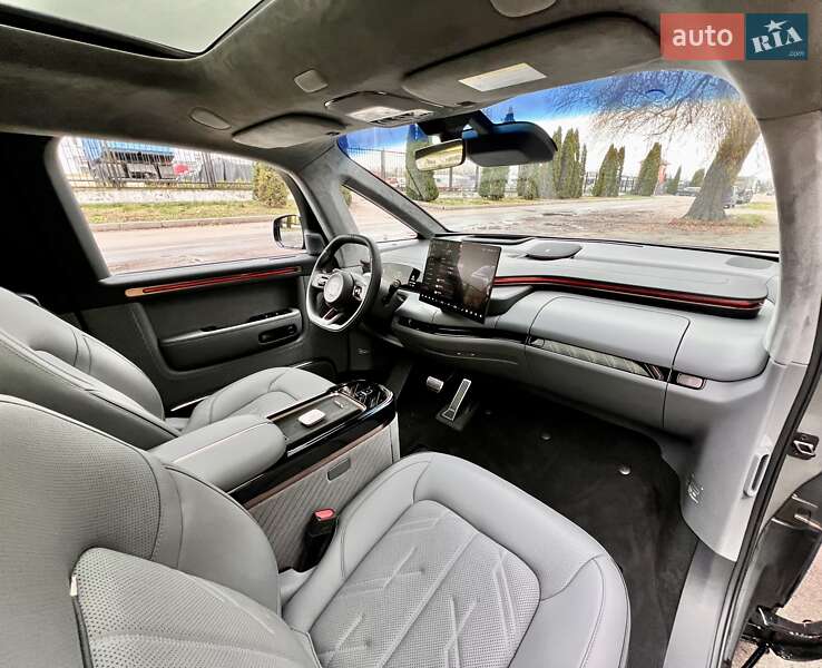 Мінівен Zeekr Mix 2024 в Києві