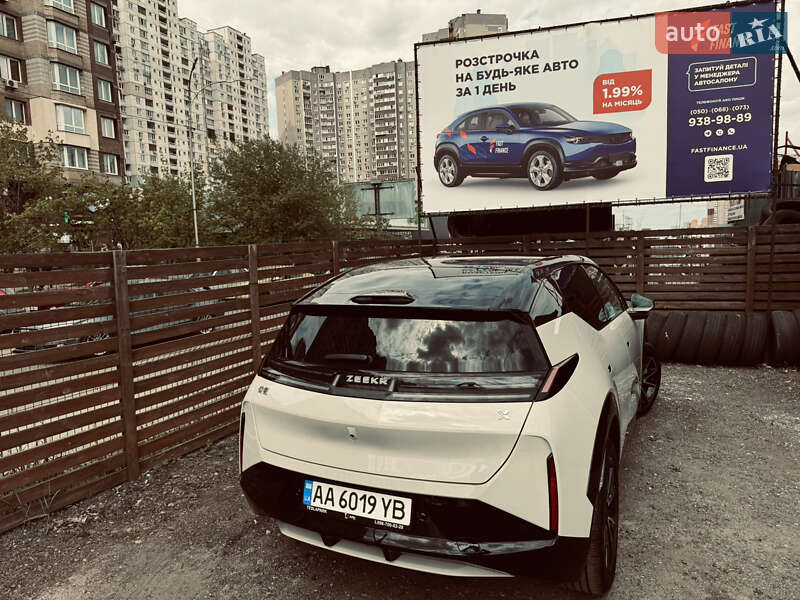 Хэтчбек Zeekr X 2023 в Киеве