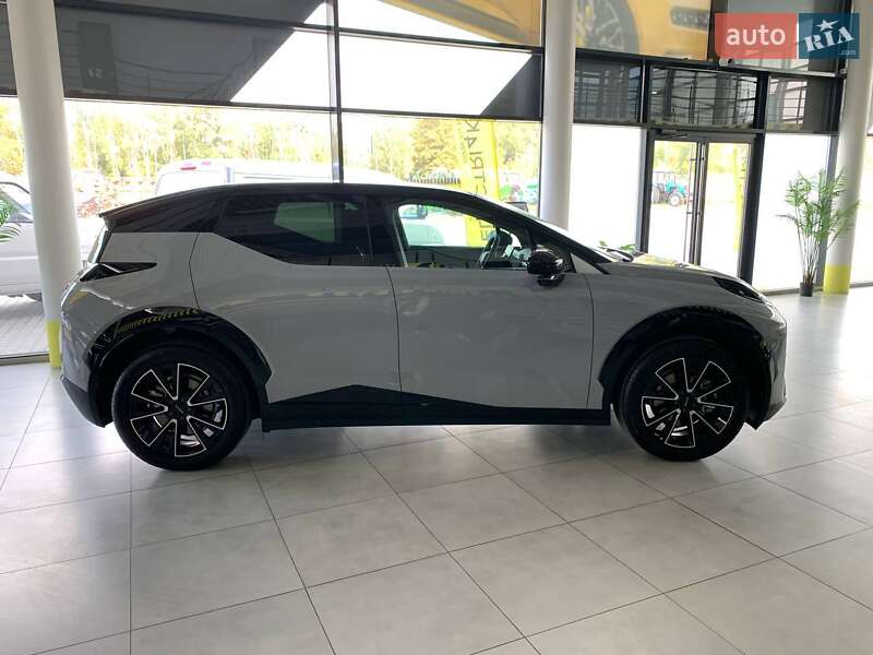 Внедорожник / Кроссовер Zeekr X 2024 в Полтаве