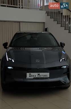 Позашляховик / Кросовер Zeekr X 2023 в 