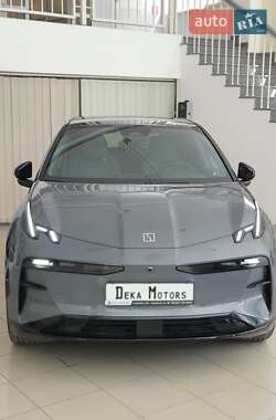 Позашляховик / Кросовер Zeekr X 2023 в 