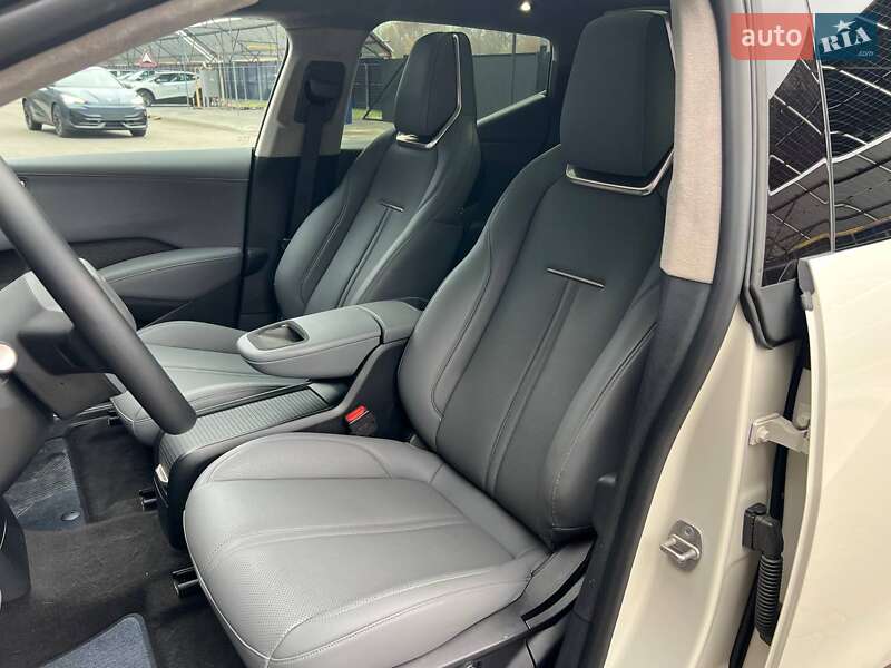 Позашляховик / Кросовер Zeekr X 2023 в Львові