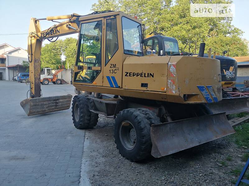 Екскаватор навантажувач Zeppelin ZM13 1994 в Калуші
