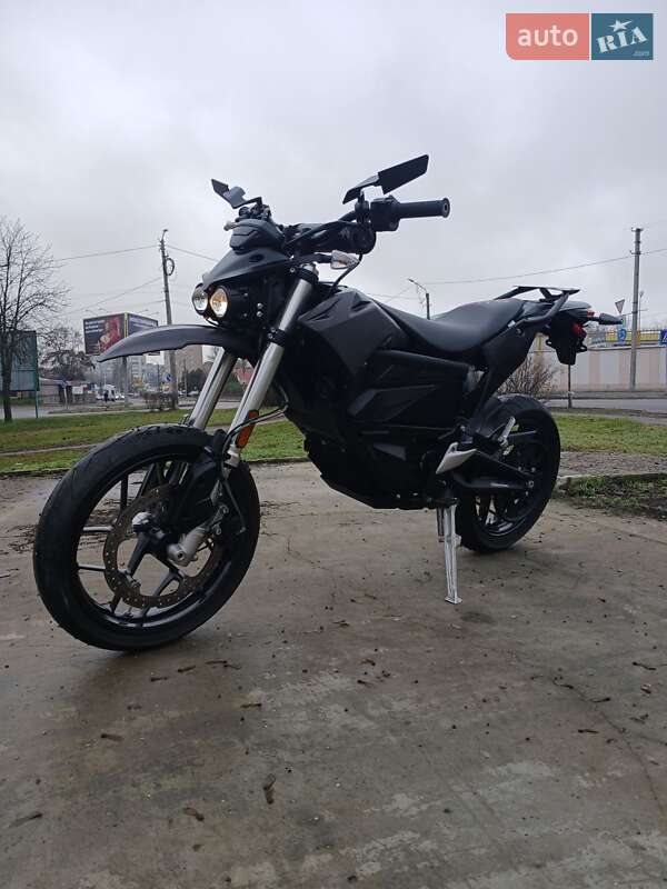 Мотоцикл Супермото (Motard) Zero FXS 2021 в Кременчуге