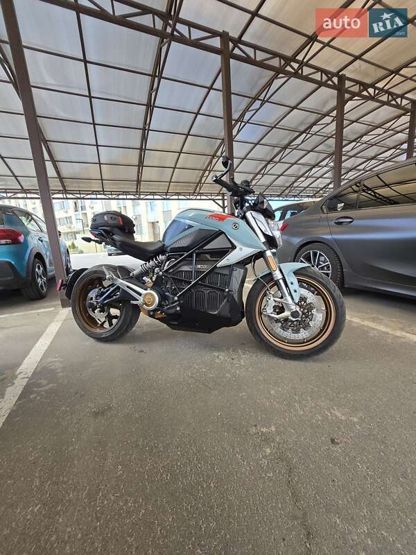 Мотоцикл Без обтікачів (Naked bike) Zero SR/F 2020 в Києві фото Мотоцикл Без обтікачів (Naked bike) Zero SR/F 2020 в Києві