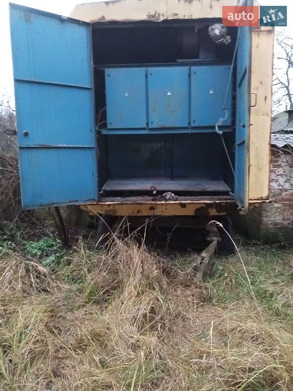 Изотермическая будка ЗИЛ 10A 1995 в Шостке