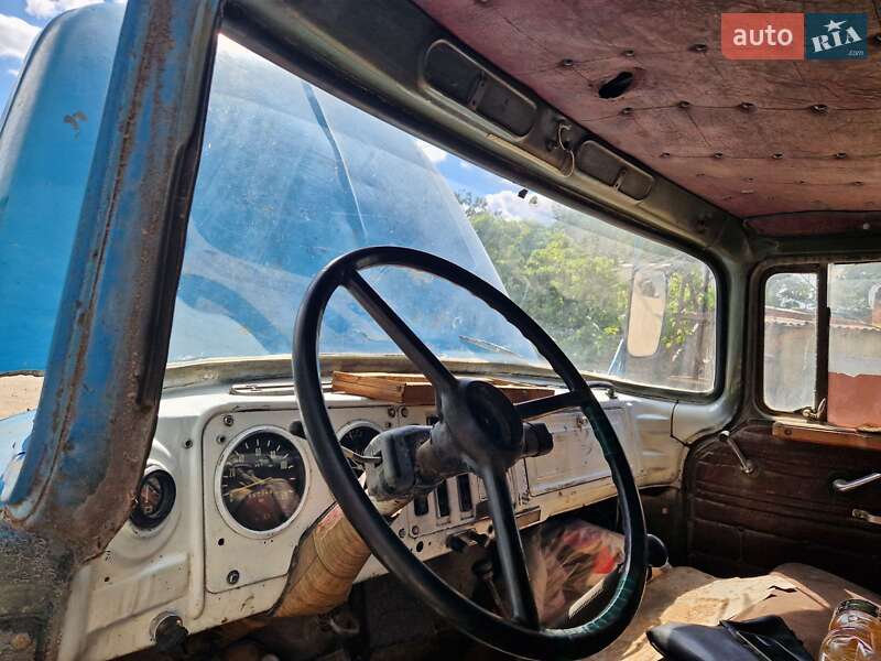 Самосвал ЗИЛ 130 1987 в Одессе