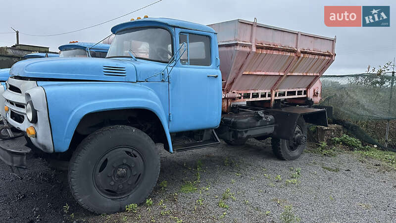 Пескоразбрасывающая машина ЗИЛ 130 1988 в Виннице