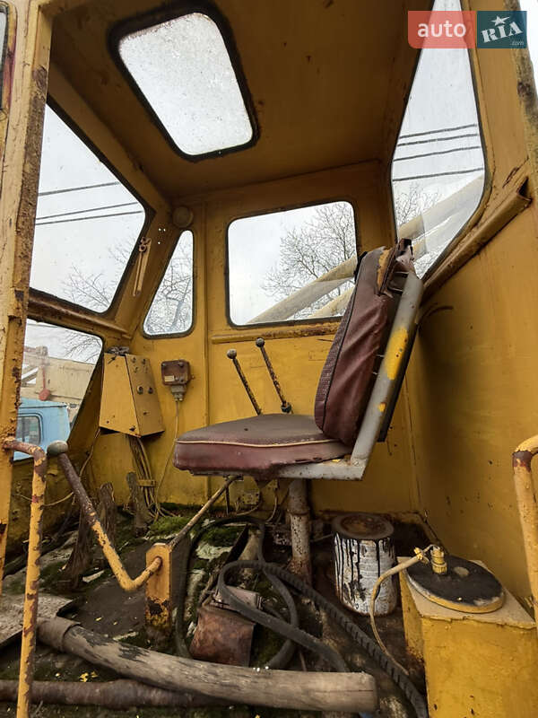 Автокран ЗИЛ 130 1983 в Городище