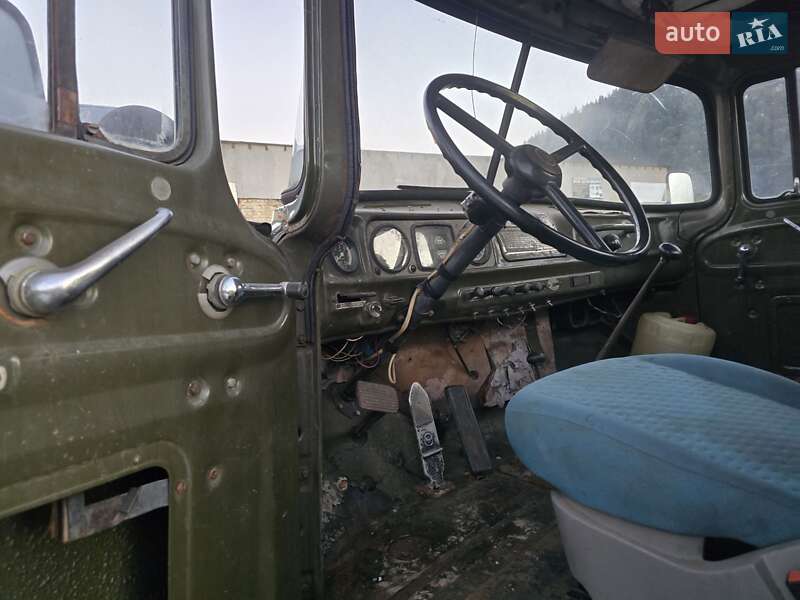 Самосвал ЗИЛ 131 1990 в Ужгороде