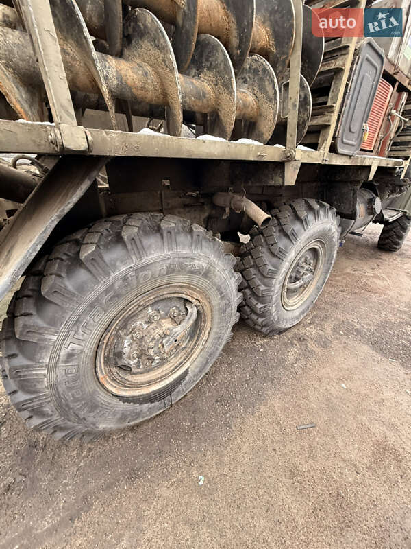 Буровая установка ЗИЛ 131 1981 в Олевске