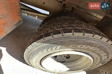 Приміський автобус ЗИЛ 3230 2005 в Одесі