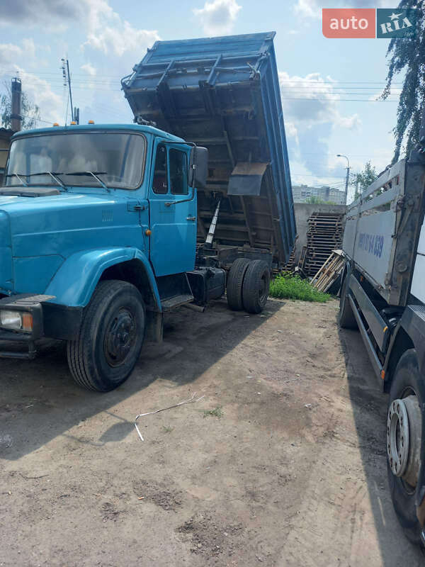 Самосвал ЗИЛ 4331 1992 в Ровно