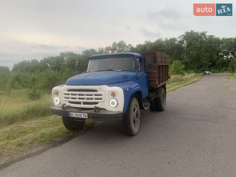 Самосвал ЗИЛ 4502 1988 в Шептицькому фото Самосвал ЗИЛ 4502 1988 в Шептицькому