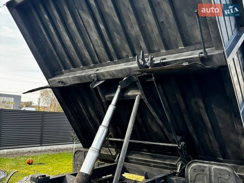 Самоскид ЗИЛ 4502 1991 в Луцьку