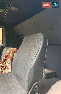 Грузовой фургон ЗИЛ 5301 (Бычок) 2004 в 