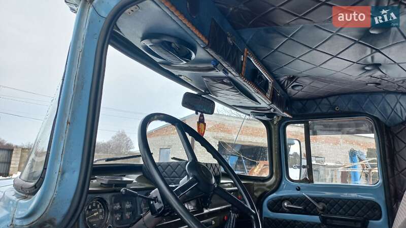 Самоскид ЗИЛ ММЗ 554 1981 в Новому Бузі
