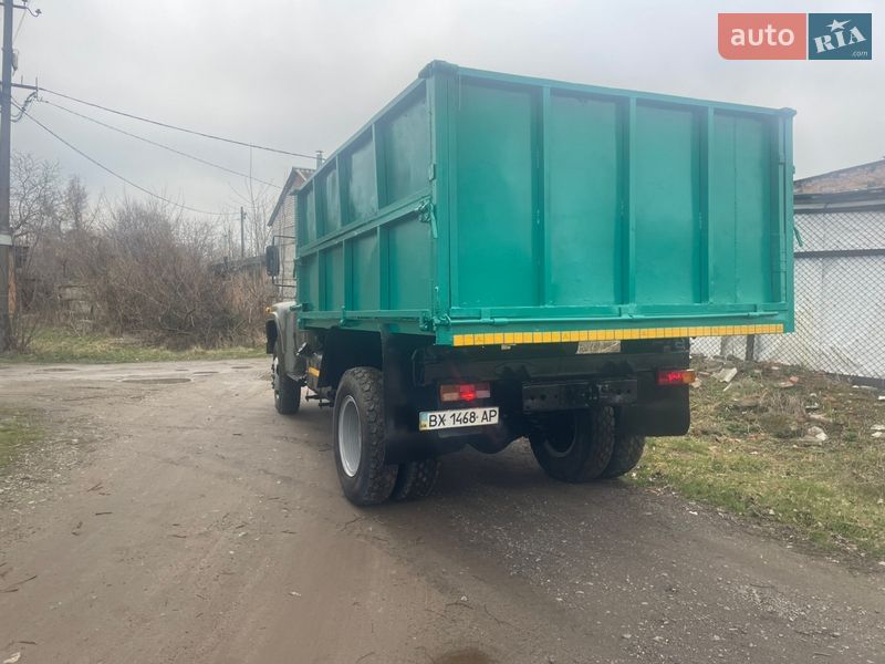 Самоскид ЗИЛ ММЗ 554 1990 в Гнівані