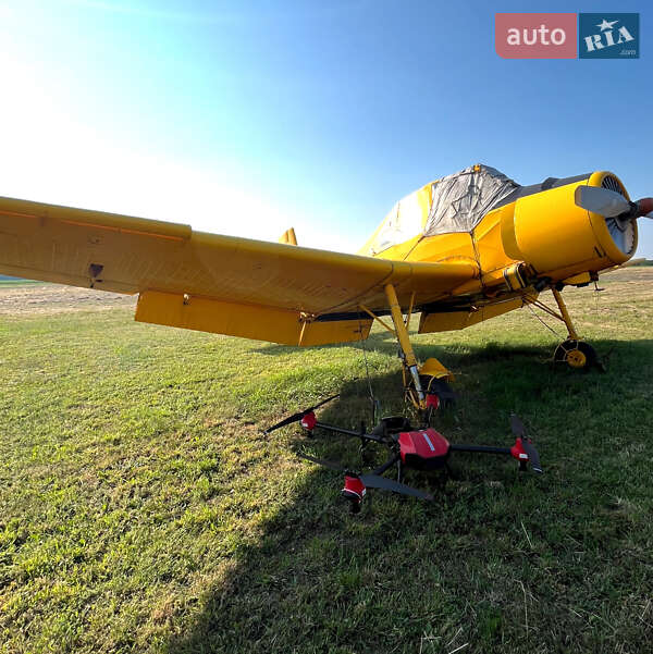 Літак Zlin Z-37A 1987 в Кропивницькому