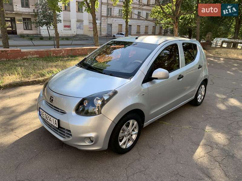 Хетчбек Zotye Z100 2015 в Кривому Розі фото 11 Хетчбек Zotye Z100 2015 в Кривому Розі