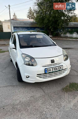 Хетчбек Zotye Z100 2015 в Новоархангельську