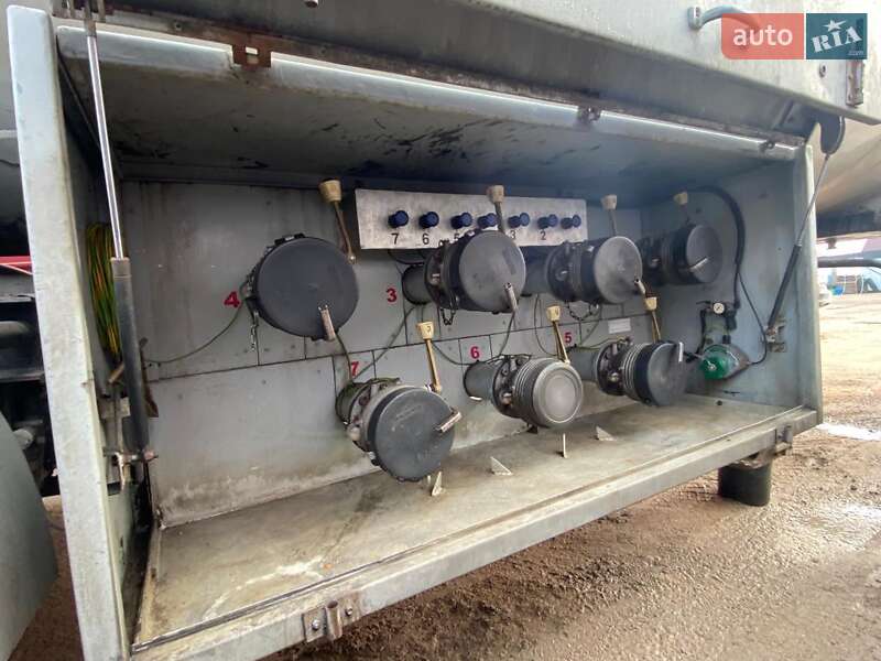 Цистерна полуприцеп Zremb N 1992 в Тернополе фото 4 Цистерна полуприцеп Zremb N 1992 в Тернополе