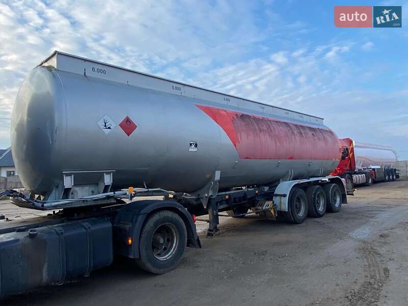 Цистерна полуприцеп Zremb N 1992 в 