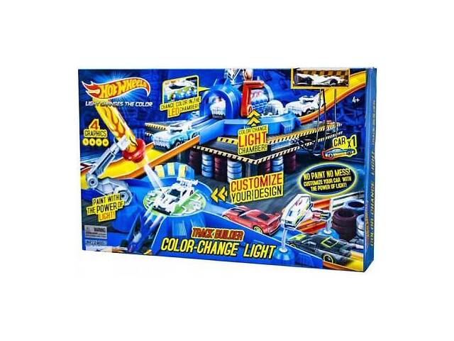 Гоночный автотрек с крутыми виражами и машинкой Hot wheels 7Toys. Интересный подарок для мальчиков от 3 лет