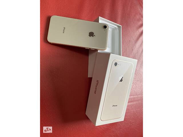 IPhone 8 64 gb.