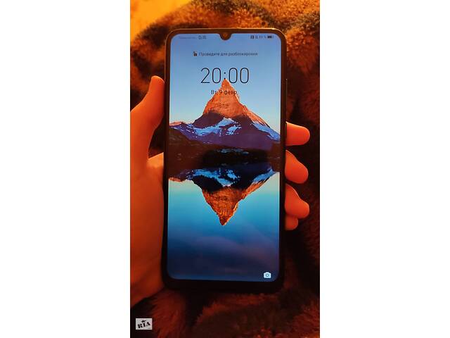 Продам Huawei Y6p