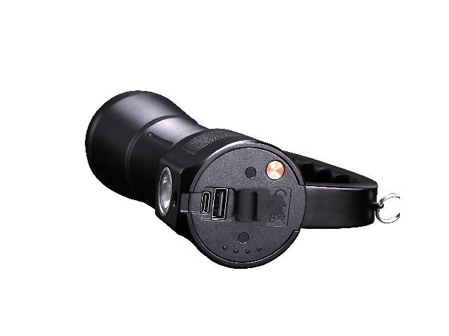 Фонарь ручной Fenix FnxWT50R