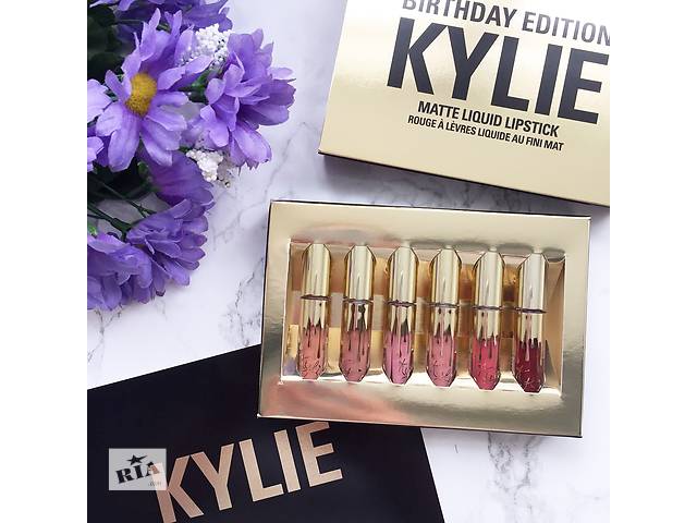 Набор жидких матовых помад Kylie Holiday Edition (В наборе 4 шт Набор матовых помад купить харьков
