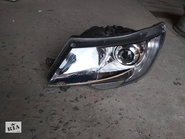 фара skoda superb б/у фара skoda superb б/у
