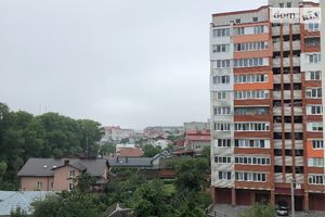 Продается 2-комнатная квартира 82 кв. м в Тернополе
