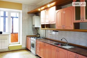 Продается 3-комнатная квартира 98 кв. м в Сумах