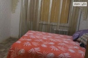 Продается 3-комнатная квартира 69 кв. м в Херсоне