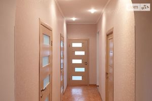 Сдается в аренду офис 134 кв. м в нежилом помещении в жилом доме