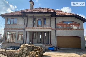 Продается дом на 2 этажа 400 кв. м с террасой