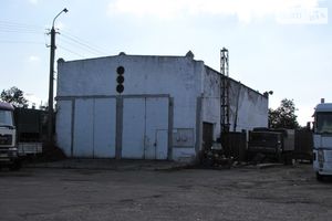 Здається в оренду будівля / комплекс 240 кв. м в 1-поверховій будівлі