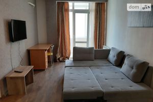 Сдается в аренду 1-комнатная квартира 43 кв. м в Ровно