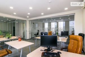 Продается 6-комнатная квартира 274 кв. м в Киеве